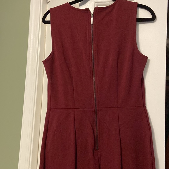 Classy Red Dress - Picture 4 of 8